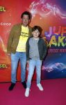 Amsterdam 7 december 2025
Premiere Juf Braaksel in Pathe Noord . Steven Kazan kwam met zijn zoon
