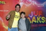 Amsterdam 7 december 2025
Premiere Juf Braaksel in Pathe Noord . Steven Kazan kwam met zijn zoon