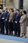 Amsterdam 11 december 2025
 Koning Willem-Alexander en koningin Maxima verwelkomende president van Finland Alexander Stubb met zijn echtgenote Suzanne Innes-Stubb op de Dam op de eerste dag van een tweedaags staatsbezoek aan Nederland. Thom van Campen