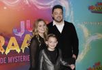 Amsterdam 7 december 2025
Premiere Juf Braaksel in Pathe Noord . Tomas Breemen ( Handigetips) met gezin