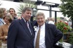 Ouderkerk a/d Amstel, 3 Juli 2005
Met een groot feest bij restaurant Paardenburg  werd de 65e verjaardag van Tonny Eyk gevierd.Er waren vele prominenten o.a.burgemeester Opstelten van Rotterdam