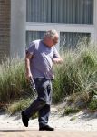 Bergen aan Zee 31 juli 2007
Youp van t Hek en zjn vrouw Debbie Petter op het strand.
Peter Smulders bv