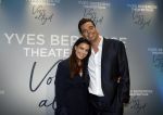 Bussum 8 december 2025
Premiere theatwershow Voor Altijd van Yves Berendse in t Spant. Yves Berendse met zijn vriendin Sophie Gladon