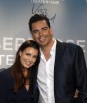 Bussum 8 december 2025
Premiere theatwershow Voor Altijd van Yves Berendse in t Spant. Yves Berendse met zijn vriendin Sophie Gladon