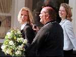 Ben Holthuis in aktie tijdens een intervieuw met Emily Bremers.
1999