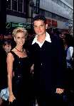 Richard Krajiceck met Daphne Deckers 
1998