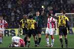 Eindhoven, 29 januari 2000
Wedstrijd om de Amstel Cup (1/8 finale), eindstand 0-2
Gele kaart voor Marc v Hintum gegeven door scheidsrechter E. Braamhaar