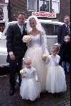 Monninekendam 28 december 1999
Trouwen Frank de Boer hier voor het stadhuis samen met zij a.s. bruid en 2 kinderen