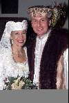 Henny Huisman : Trouwen na 25 jaar huwelijk voor de twee maal met echtgenote Lia in Kasteel Loevenstein in Zuilenchem