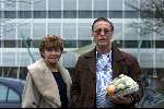 Hilversum 31 december 1999
Linda de Mol bevallen van haar dochtertje Noah.
John de Mol Sr. met vrouw