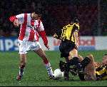 Eindhoven, 29 januari 2000
Wedstrijd om de Amstel Cup (1/8 finale), eindstand 0-2
Ruud v Nistelrooy in duel met Carlos Fortes(17) en Michel Kreek