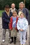 Kaatsheuvel, De Efteling 23 september 2001
2500e Efteling Sprookjes-show
Grant & Forsyth met hun kinderen