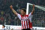 Eindhoven, 31 januari 2001
Kompetitie seizoen 2000/2001
PSV-FC Groningen, eindstand
Johann Vogel blij met zijn doelpunt