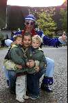 Kaatsheuvel, De Efteling 23 september 2001
2500e Efteling Sprookjes-show
John Jones met zijn kinderen