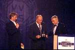 Veldhoven, Koningshof 28 januari 2001
VVCS Gala 2001
Seizoen 1999/2000
Riemer v d Velde ontvangt de bokaal voor de beste club SC Heerenveen