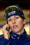 Heerenveen 22 december 2001
Skate  off wedstrijden voor Olympische spelen.
Marianne Timmer met gsm
