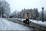 Amsterdam 30 januari 2003
Amsterdam bij Sneeuw Winter Grachten
Winters tafreel Fietser