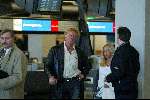 Schiphol 31 januari 2003
Wino Omtzigt en Sylvana Borsato met Gerard Joling op schiphol bij vertrek naar Curacao