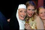 Tilburg 27 januari 2003
Premiere Nonsens in schouwburg Tilburg.
Ellen v Rijn  en gerrie v d Klei