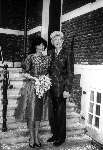 Gretta duisenberg met haar man wim duisenberg tijdens hun trouwen