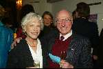 Den haag 30 januari 2003
Premiere Johnny Kraaykamp sr in schouwburg Den Haag.
Kick Stokhuizen met vrouw