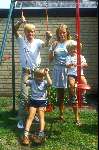 1983 Peter Winnen met zijn vrouw en kinderen