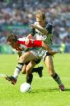 Rotterdam 21 September 2003
Feijenoord - PSV  1-3 
Arjen Robben in duel met Peter v d Berg