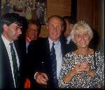 Rinus Michels met Wil Michels op het feest van het Nederlands elftal 1988 na behalen europees kampioenschap
Achtergrond Dr. Co Greep