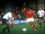 Ruud Gullit spelend voor het Nederlands Elftal tegen Oostenrijk ( vriendschappelijk )