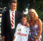 Soren Lerby met Willeke alberti en johnny de mol
1988