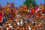 Munchen, 25 juni 1988 Finale Europees Kampioenschap 1988 Duitslan-Nederland 1-2
Supporters Nederlands elftal met vlaggen