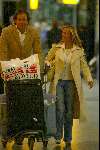 Schiphol 26 januari 2003
Tatjana en Chris Luken komen terug van hun vakantie in Dubai