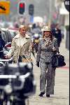 Amsterdam 23 januari 2004
Angela Kluivert en Mariet (st tropez)  op PC Hooftstraat in Amsterdam .