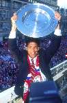 Carlos 1996 met de kampioensschaal