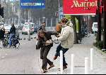 Amsterdam 26 januari 2004
Opnames film GAY. Fotograaf Edwin Smulders heeft ruzie met Hugo Metsers III