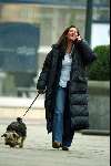Amsterdam 26 januari 2004
Josefine v Asdonk met hond en gsm