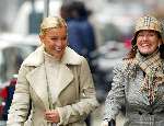 Amsterdam 23 januari 2004
Angela Kluivert en Mariet (st tropez)  op PC Hooftstraat in Amsterdam 
Peter Smulders bv