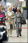 Amsterdam 23 januari 2004
Angela Kluivert en Mariet (st tropez)  op PC Hooftstraat in Amsterdam
Peter Smulders bv