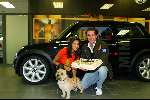 Heemstede 17 januari 2004
Touriya krijgt Mini Cooper.Touriya  samen met haar vriend Martijn Lusink