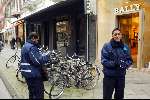 Amsterdam 23 januari 2004
Parkeerwachters op PC Hooftstraat in Amsterdam