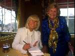 Willeke Alberti met haar moeder Ria Alberti