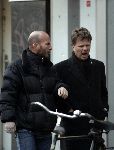 Amsterdam 21 januari 2005
Boris Dietrich   gapend met vriend