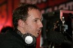 Hilversum 6 januari 2005
Aktie  555 voor azie in studio 22.
Edwin Evers