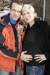 Zwolle 25 januari 2005
Erben Wennemars met zijn zwangere vrouw Renate v d Zalm na behalen wereldtitel.