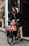 msterdam 9 januari 2005
Prinses Marilene winkelen in de uitverkoop op pc hooftstrat samen met Anna.