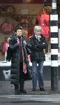 Amsterdam 24 januari 2005
Suze Mens  en Suze Mens  wandelen op pc hooftstraat