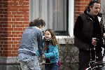Amsterdam 14 januari 2006
Daphne Bunskoek is haar huis aan het verbouwen.
Wessel v Diepen en India komen op bezoek