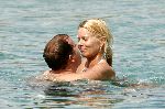 Curacao 5 januari 2006
Edwin Evers met zijn vriendin op vakantie op Curacao.