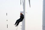 Biddinghuizen 16 januari 2006
Edwin Smulders en Klaas Wilting abseilen van windmolen van 70 meter hoog.