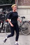 Amsterdam 5 mei 2001
Ellen van Langen hardlopend door amsterdam